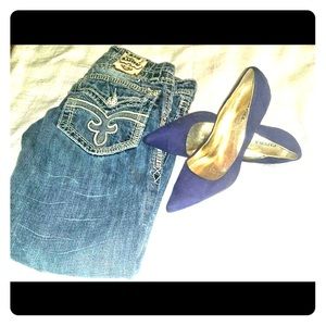 Meet your Posher, Qon